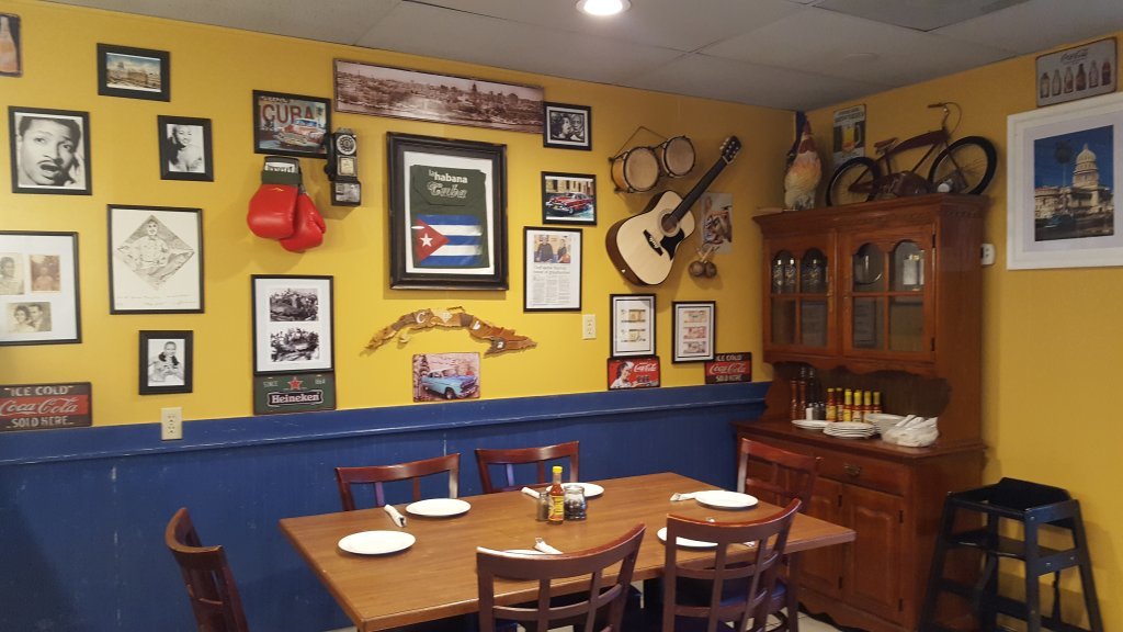 Nini`s Restaurant Cuban Cuisine